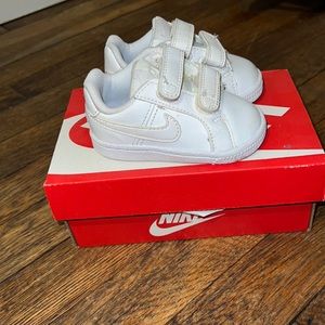 Baby Nike Court Royale